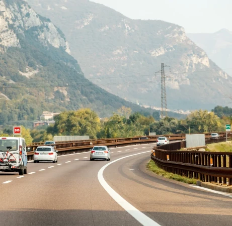 Putovanje iz Italije u Hrvatsku automobilom: informacije o rutama, trajektima i vizama