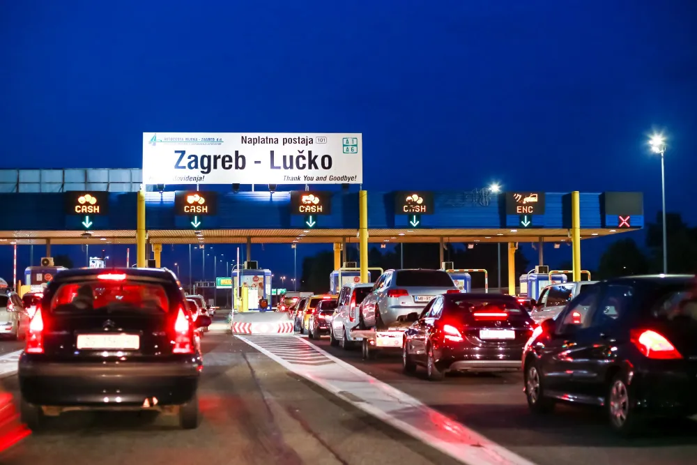 The A6 meets the D8 at the Orehovica interchange.